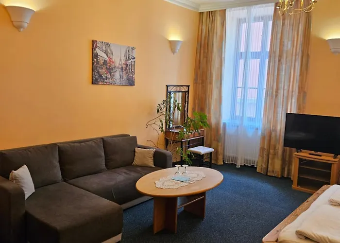 Barbarossa Hotell Cheb